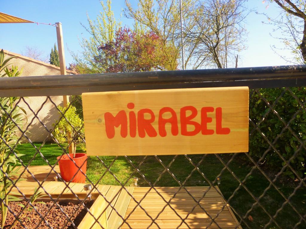 Chambre D'Hotes "Mirabel" Saint-Jean  Ruang foto