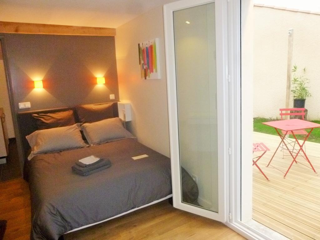 Chambre D'Hotes "Mirabel" Saint-Jean  Ruang foto